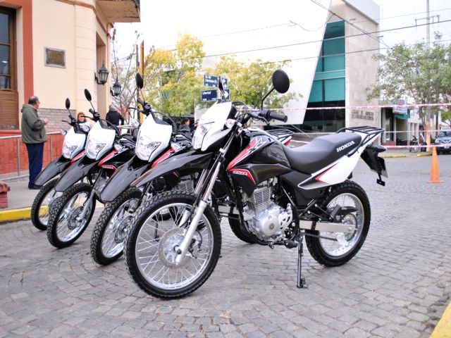 El municipio donó 4 motovehículos a la Policía de Córdoba