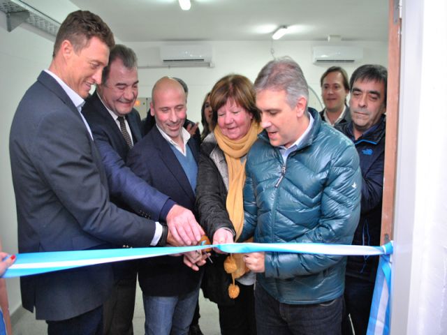 Llaryora y García Aresca inauguraron el tomógrafo del Hospital Iturraspe
