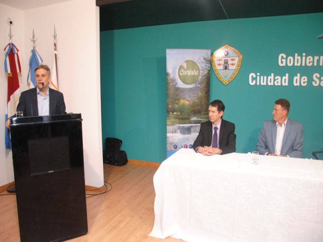 Llaryora y García Aresca anunciaron la refuncionalización del Parque Cincuentenario