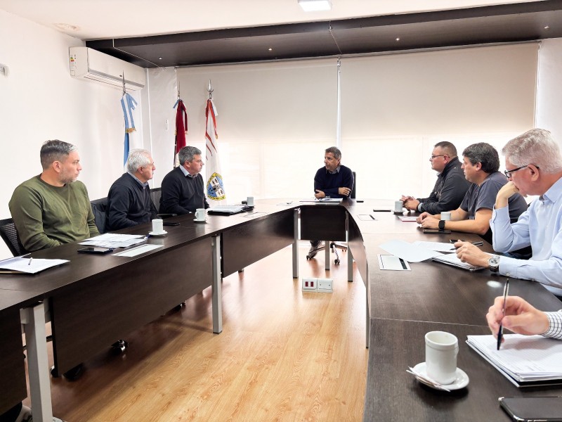 Bernarte se reunió con Bomberos Voluntarios y destacó su rol en la comunidad