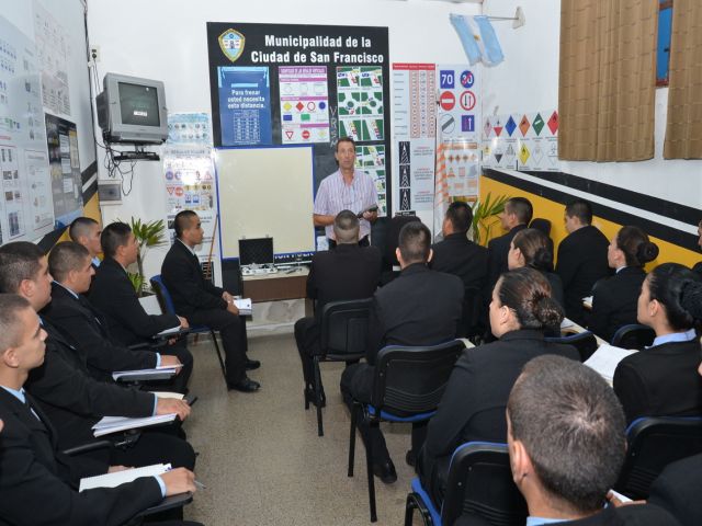 Curso de Seguridad Vial para aspirantes de la Policía de Córdoba