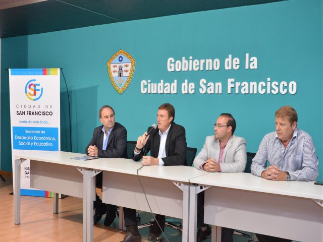 El municipio entregó 36 nuevos créditos a microemprendedores