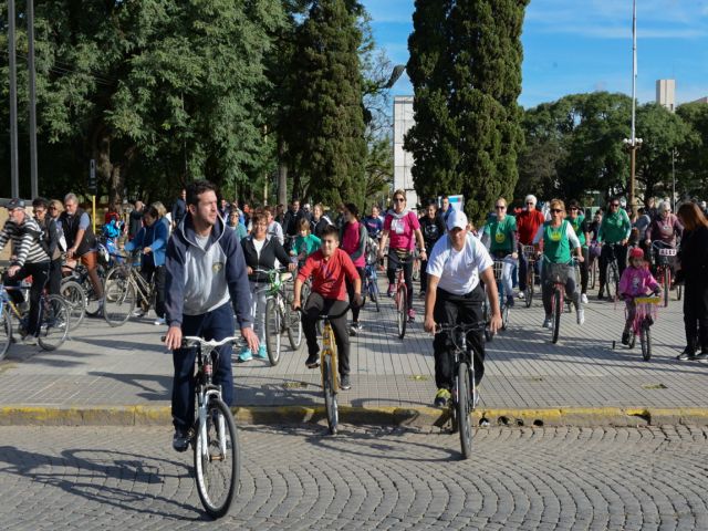 Concurrida bicicleteada por la ciudad