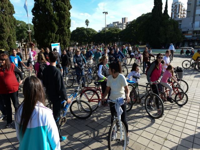 Concurrida bicicleteada por la ciudad