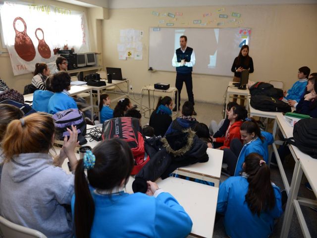 Alumnos de la Escuela Proa participaron de Charla de Seguridad Vial