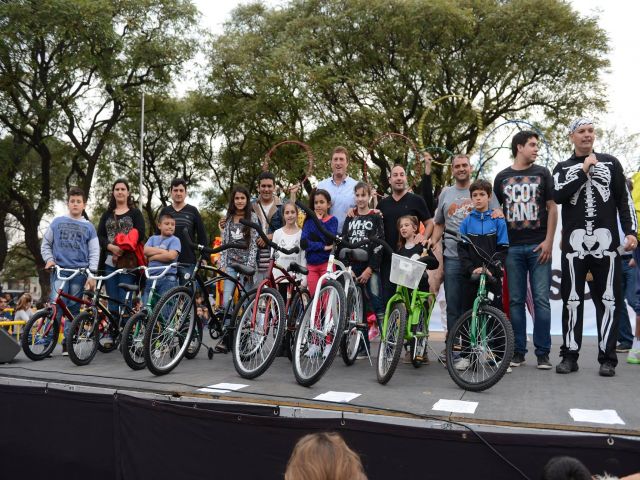 Los niños de la ciudad celebraron su día en el Centro Cívico