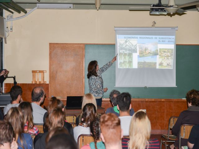 Continúan las charla del Proyecto Bicentenario