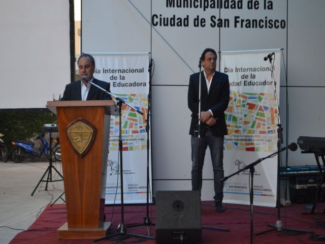 San Francisco conmemoró el Día Internacional de la Ciudad Educadora