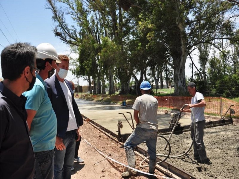 El municipio comenzó con las tareas de pavimentación de Av. de la Universidad