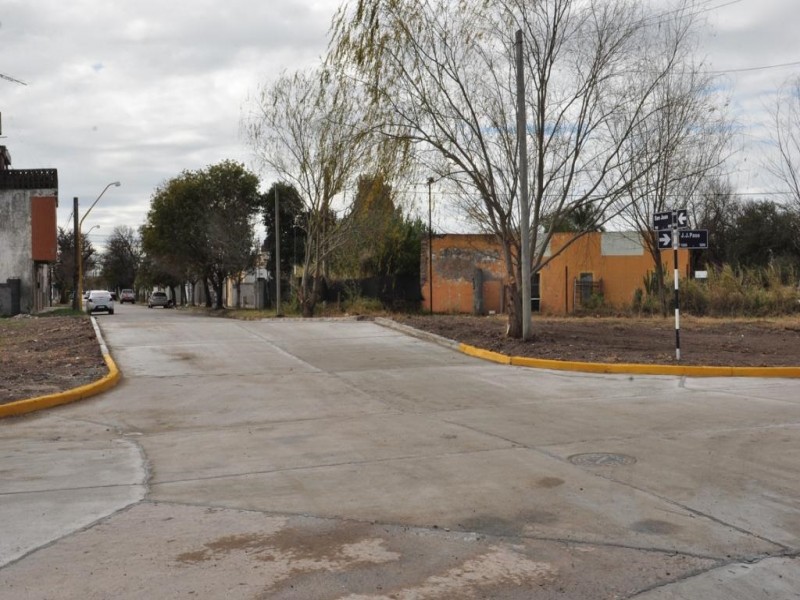 Culminó la pavimentación del cruce de vías de calle San Juan y se avanza en el de calle Perú