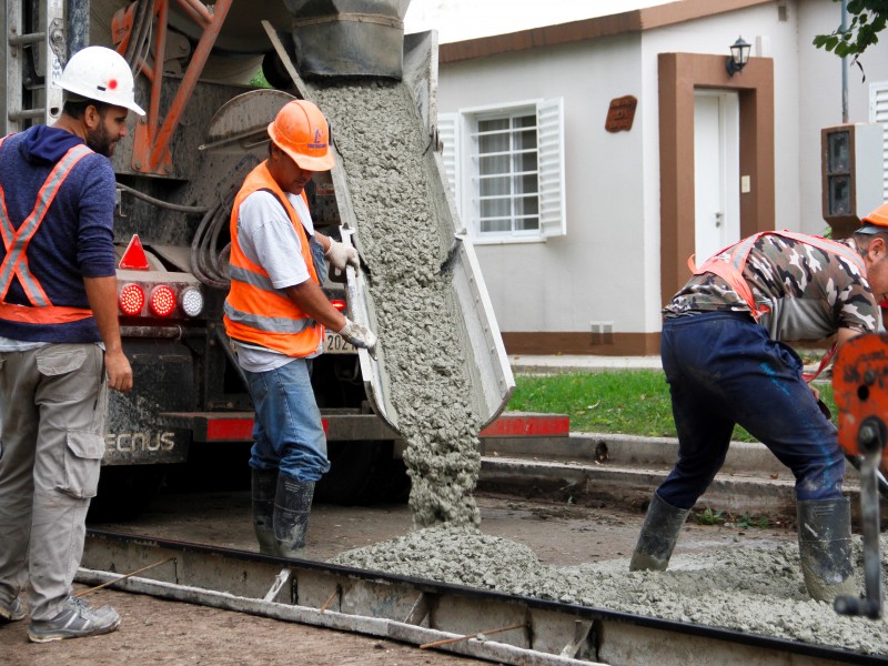 Pavimentación Bº 20 de Junio: 