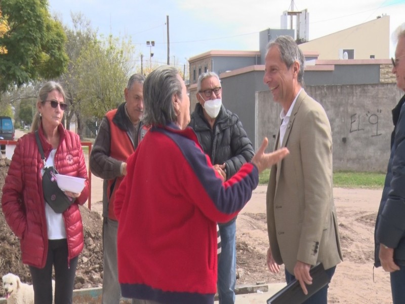 Avanza a buen ritmo la obra de pavimentación de barrio 9 de Septiembre