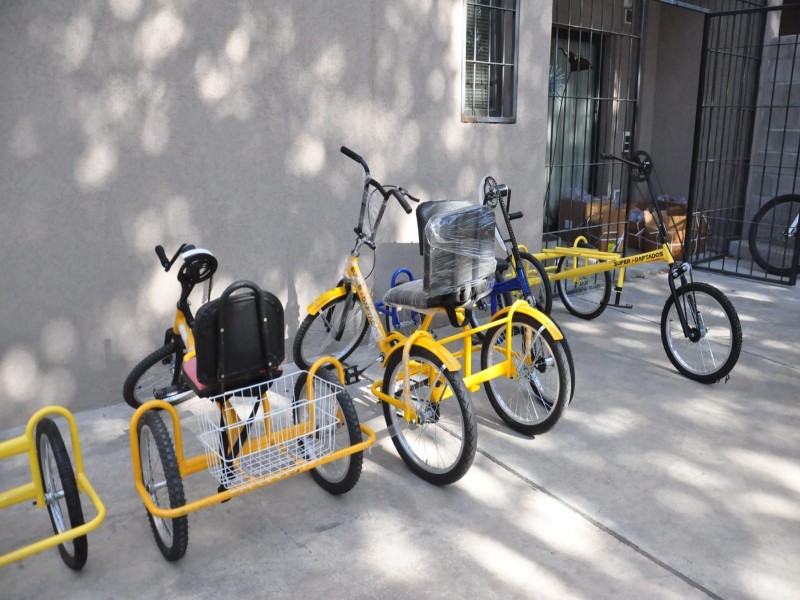 El municipio firmó un convenio para la adquisición de bicicletas adaptadas