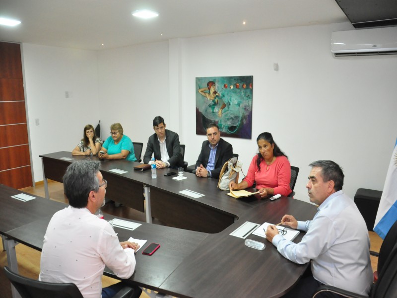 El intendente a cargo Gustavo Klein  se reunió con vecinalistas de barrio La Milka