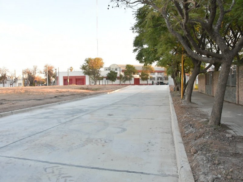 Se inauguró la pavimentación de calle Esperanza