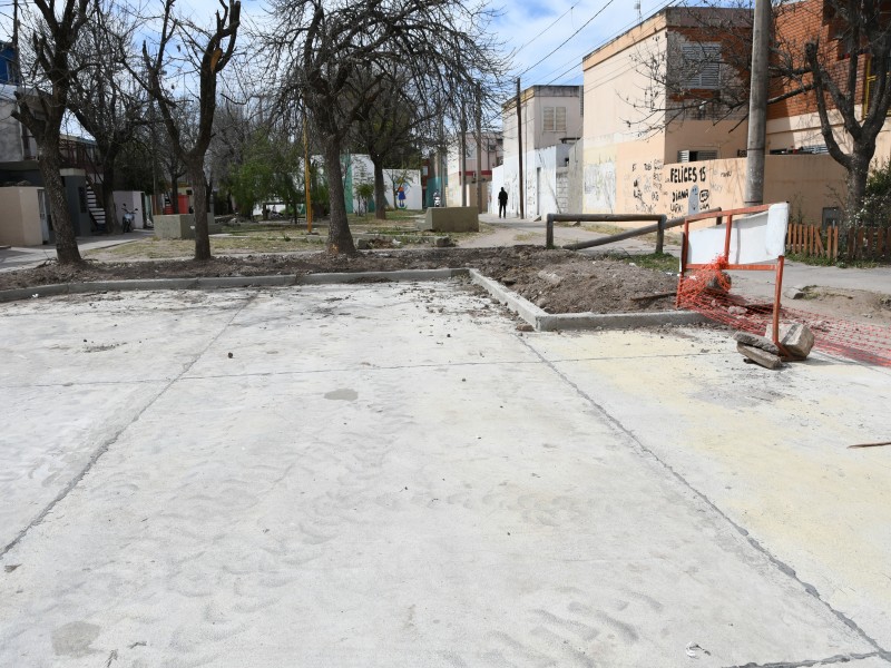 Pavimentación en Bº Roque Sáenz Peña: Comenzaron los trabajos en parte del sector Cispren