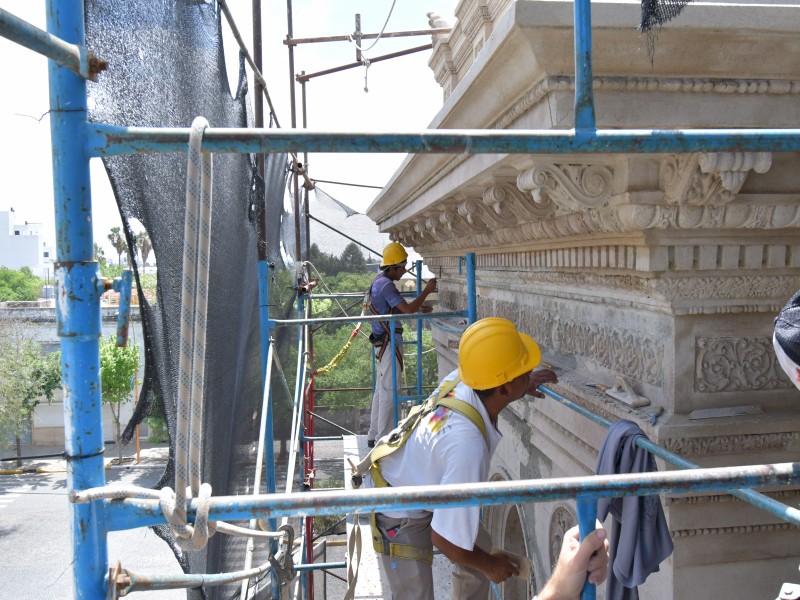 Palacio Tampieri: continúa la restauración del emblemático edificio