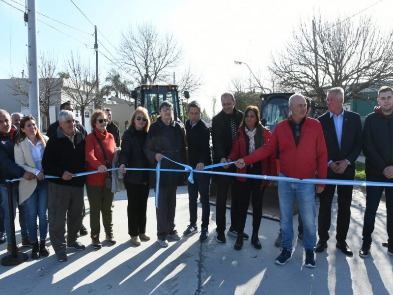 Quedó inaugurada la obra de pavimentación en el sector Cispren