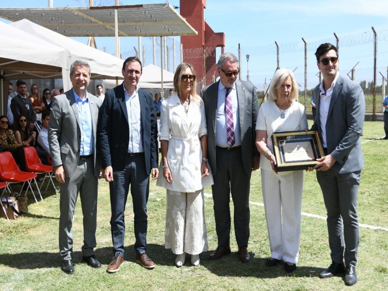 El intendente Damián Bernarte participó de un homenaje a Pablo Montessi