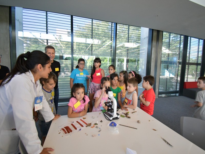 La Escuelita Tecnológica de Verano ya recibió 850 chicos desde que comenzó el año