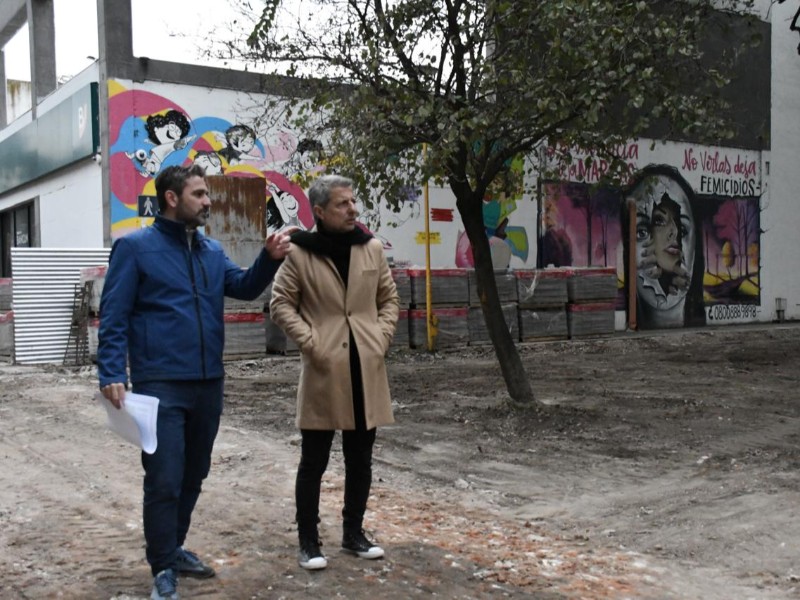 Comenzó la remodelación de Plaza Italia para completar el nuevo Centro Cívico