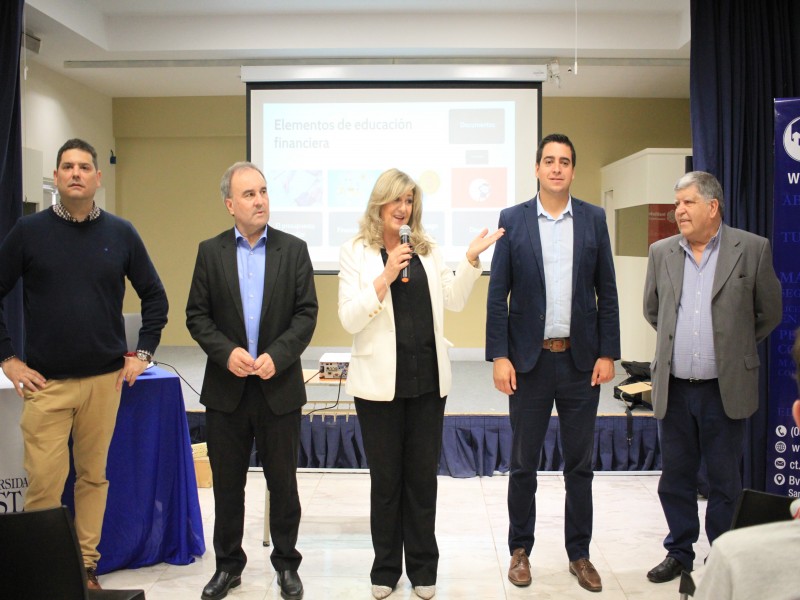 El municipio firmó un convenio de colaboración con la Universidad Fasta