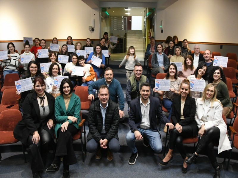 Veinte emprendedores locales recibieron certificados del programa ‘San Francisco Emprende’