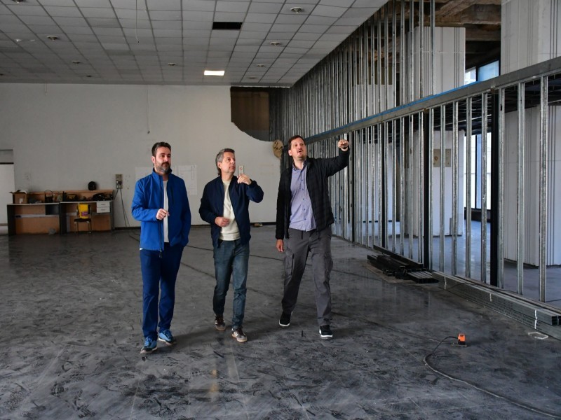 Bernarte supervisó los avances de la obra en el ex edificio del Banco Córdoba
